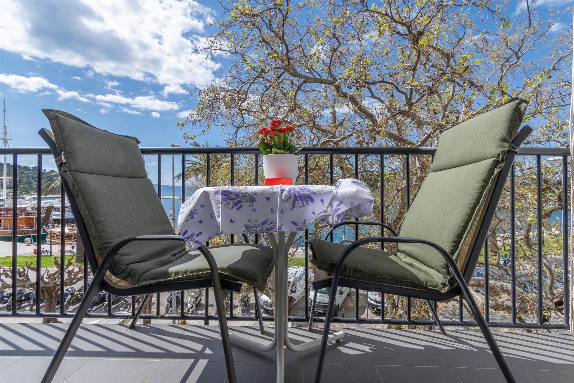 Apartment Joviz Makarska Eksteriør billede